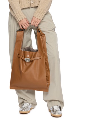 Figure View - Click To Enlarge - BEAUTIFUL PEOPLE - Extra Large Bandage Handle Shrink Leather Market Bag