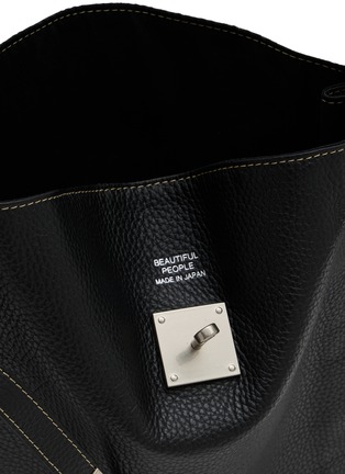 Detail View - Click To Enlarge - BEAUTIFUL PEOPLE - Extra Large Bandage Handle Shrink Leather Market Bag