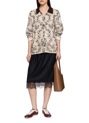 Figure View - Click To Enlarge - KARTIK RESEARCH - Contrast Collar Floral Embellished Chore Coat