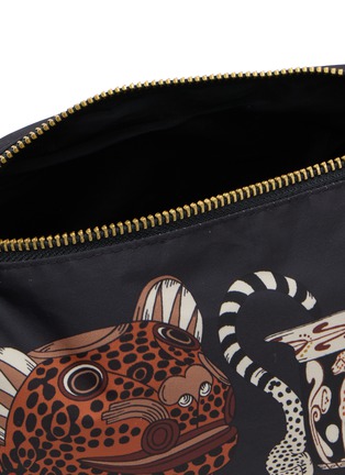 Detail View - Click To Enlarge - INOUI EDITIONS - Small Collection Neur Pouch