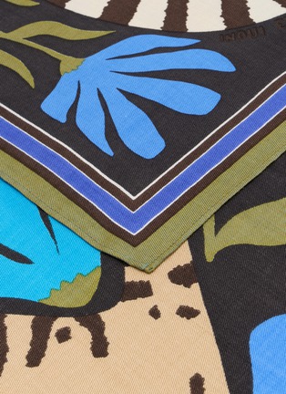 Detail View - Click To Enlarge - INOUI EDITIONS - Panteo Silk Modal Square Scarf