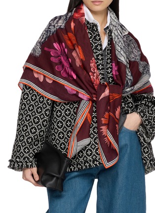 Figure View - Click To Enlarge - INOUI EDITIONS - Gustav Wool Square Scarf