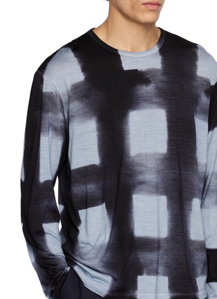  - J∞QUALITY - Dyed Check Long Sleeve T-Shirt