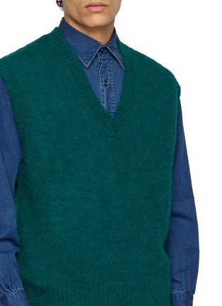 - J∞QUALITY - V-Neck Wool Knit Vest