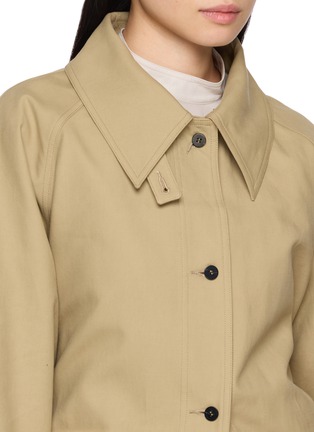 Detail View - Click To Enlarge - LAMRONS - Fur Collar Belted Raglan Sleeve Trench Coat