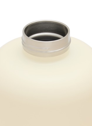Detail View - Click To Enlarge - SUNNIES FLASK - Bottle 64oz — Burrata