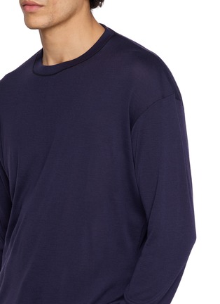  - GOOD PEOPLE GOOD STITCHING GOOD PRODUCT - Comfort Crewneck Long Sleeve T-shirt
