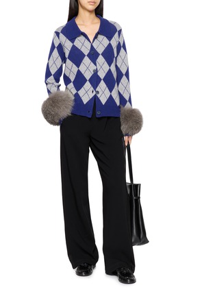 Figure View - Click To Enlarge - IZAAK AZANEI - Argyle Print Fur Cuff Knit Cardigan