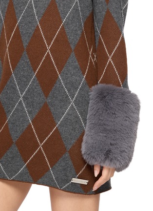  - IZAAK AZANEI - Argyle Print Faux Fur Cuff Knit Mini Dress