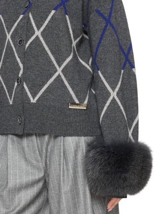  - IZAAK AZANEI - Argyle Faux Fur Cuff Knit Cardigan