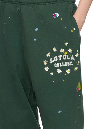  - SUNDAYFRUITMARKET - No.7 Champion Floral Embroidered Paint Splatter Sweatpants