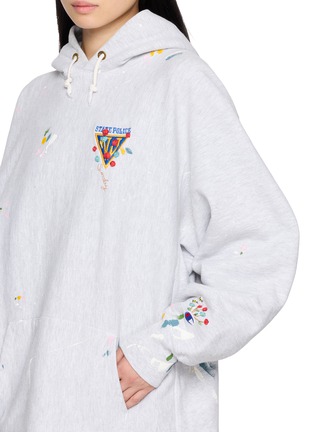  - SUNDAYFRUITMARKET - No.11 Floral Embroidered Paint Splatter Hoodie