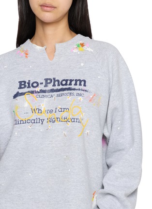  - SUNDAYFRUITMARKET - Split Neck Paint Splatter Sweater
