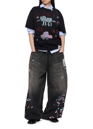 Figure View - Click To Enlarge - MIHARA YASUHIRO - Kids Sticker Print Wide Leg Cotton Denim Jeans