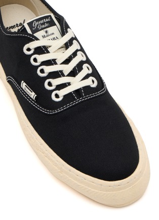 Detail View - Click To Enlarge - MIHARA YASUHIRO - Kiefer Canvas Low-Top Men's Sneakers