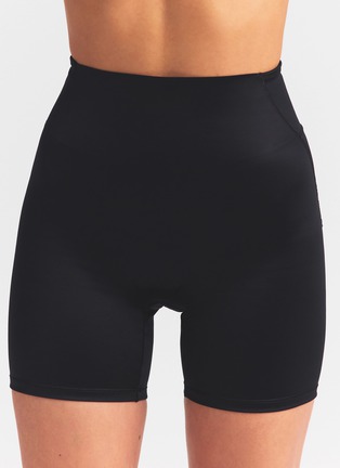 - NIKESKIMS - NikeSKIMS Satin Shine Bonded 5" Waist Biker Shorts