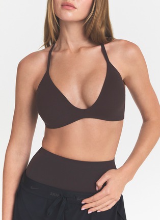 Detail View - Click To Enlarge - NIKESKIMS - NikeSKIMS Studio Stretch T-Back Triangle Bra