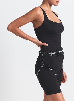 - NIKESKIMS - NikeSKIMS Matte Square Neck Tank Top