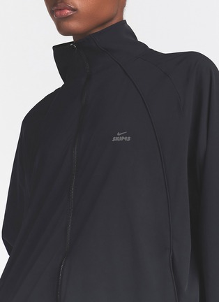 Detail View - Click To Enlarge - NIKESKIMS - NikeSKIMS Stretch Nylon Oversized Jacket