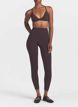 Detail View - Click To Enlarge - NIKESKIMS - NikeSKIMS Studio Stretch 26" Leggings