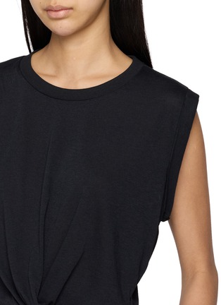  - NIKESKIMS - NikeSKIMS Performance Cotton Blend Crop Twist Tank