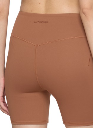  - NIKESKIMS - NikeSKIMS Matte 5" Biker Shorts