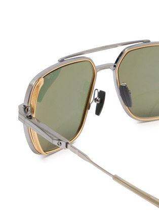 Detail View - Click To Enlarge - AKONI EYEWEAR - Metal Pathfinder Aviator Sunglasses