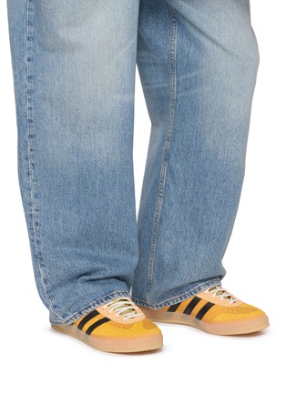 Figure View - Click To Enlarge - ADIDAS - X Bad Bunny Gazelle Indoor