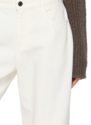  - THE ROW - Eglitta Light Wash Jeans