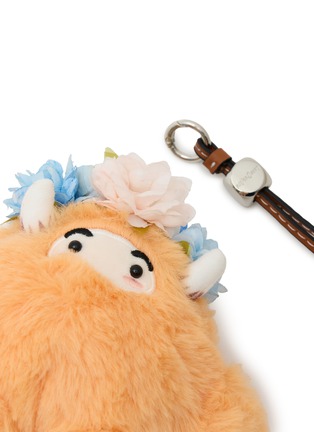 Detail View - Click To Enlarge - BAZ & FRIENDS - Flower Child Mini Plush Bag Charm Tote