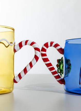 Detail View - Click To Enlarge - ICHENDORF MILANO - Candy Cane Handle Mug With Wreath — Blue
