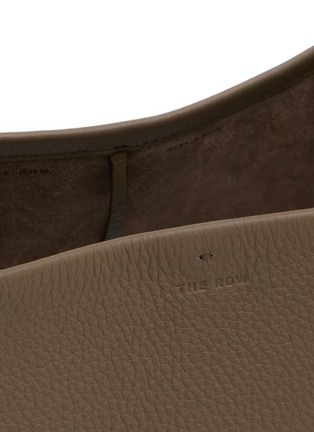 Detail View - Click To Enlarge - THE ROW - Medium Park Grained Leather Tote Bag