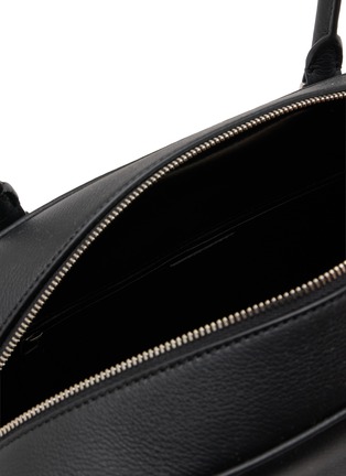 Detail View - Click To Enlarge - THE ROW - E/W India Grained Leather Shoulder Bag
