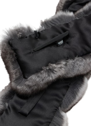 Detail View - Click To Enlarge - CHEVITE - Chinchilla Fur Clip Muffler