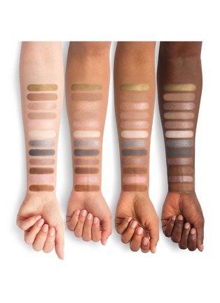  - CHARLOTTE TILBURY - Hollywood Flawless Light Tricks Eye Palette