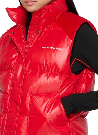  - SPORTY & RICH - Bold Logo Mountain Puffer Vest