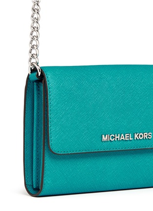 Detail View - Click To Enlarge - MICHAEL KORS - 'Jet Set Travel' saffiano leather phone crossbody bag