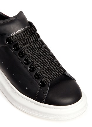 Detail View - Click To Enlarge - ALEXANDER MCQUEEN - Leather combo lace sneakers