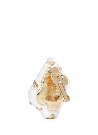 Detail View - Click To Enlarge - KENNETH JAY LANE - Glass crystal gold plated shell clip earrings