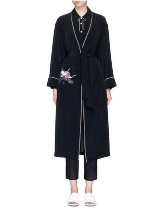Main View - Click To Enlarge - COMME MOI - Swan embroidered belted satin back crepe coat
