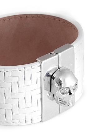 Detail View - Click To Enlarge - ALEXANDER MCQUEEN - Skull clasp tatami embossed wide leather bracelet