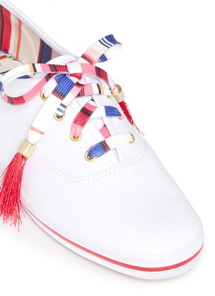 Detail View - Click To Enlarge - KEDS - 'Champion' tassel canvas sneakers