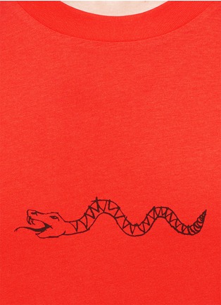 Detail View - Click To Enlarge - OAMC - 'Beelzebub' snake print T-shirt
