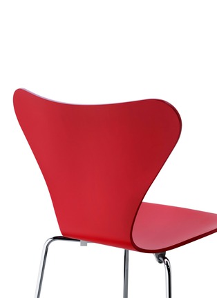 Detail View - Click To Enlarge - FRITZ HANSEN - Series 7™ chair