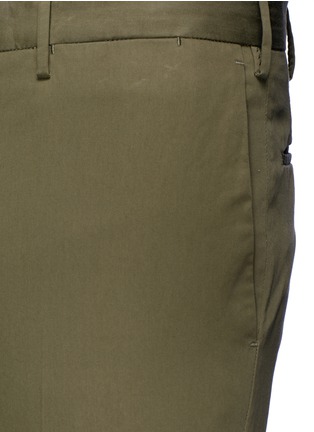 Detail View - Click To Enlarge - INCOTEX - Slim fit water-repellent cotton chinos