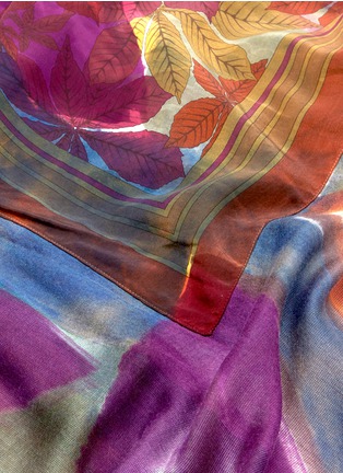 Detail View - Click To Enlarge - DIANORA SALVIATI - Vintage fall floral cashmere-silk scarf
