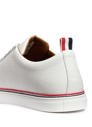 Detail View - Click To Enlarge - THOM BROWNE  - Pebble leather sneakers