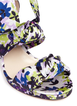 Detail View - Click To Enlarge - JIMMY CHOO - 'Kris 100' camoflower print satin bow sandals