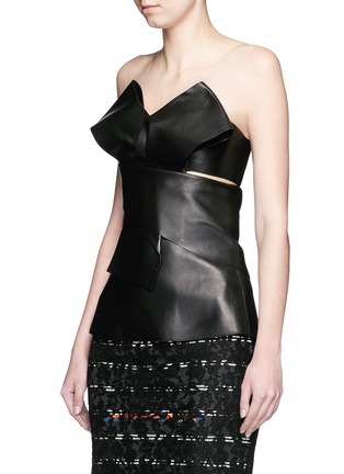 Front View - Click To Enlarge - ALEXANDER MCQUEEN - Obi bow strapless leather top