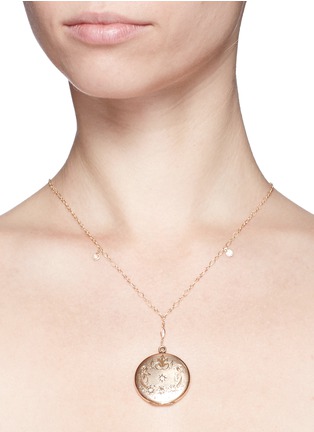 Detail View - Click To Enlarge - ANTIQUE LOCKETS - White quartz 14k gold floral round antique locket necklace